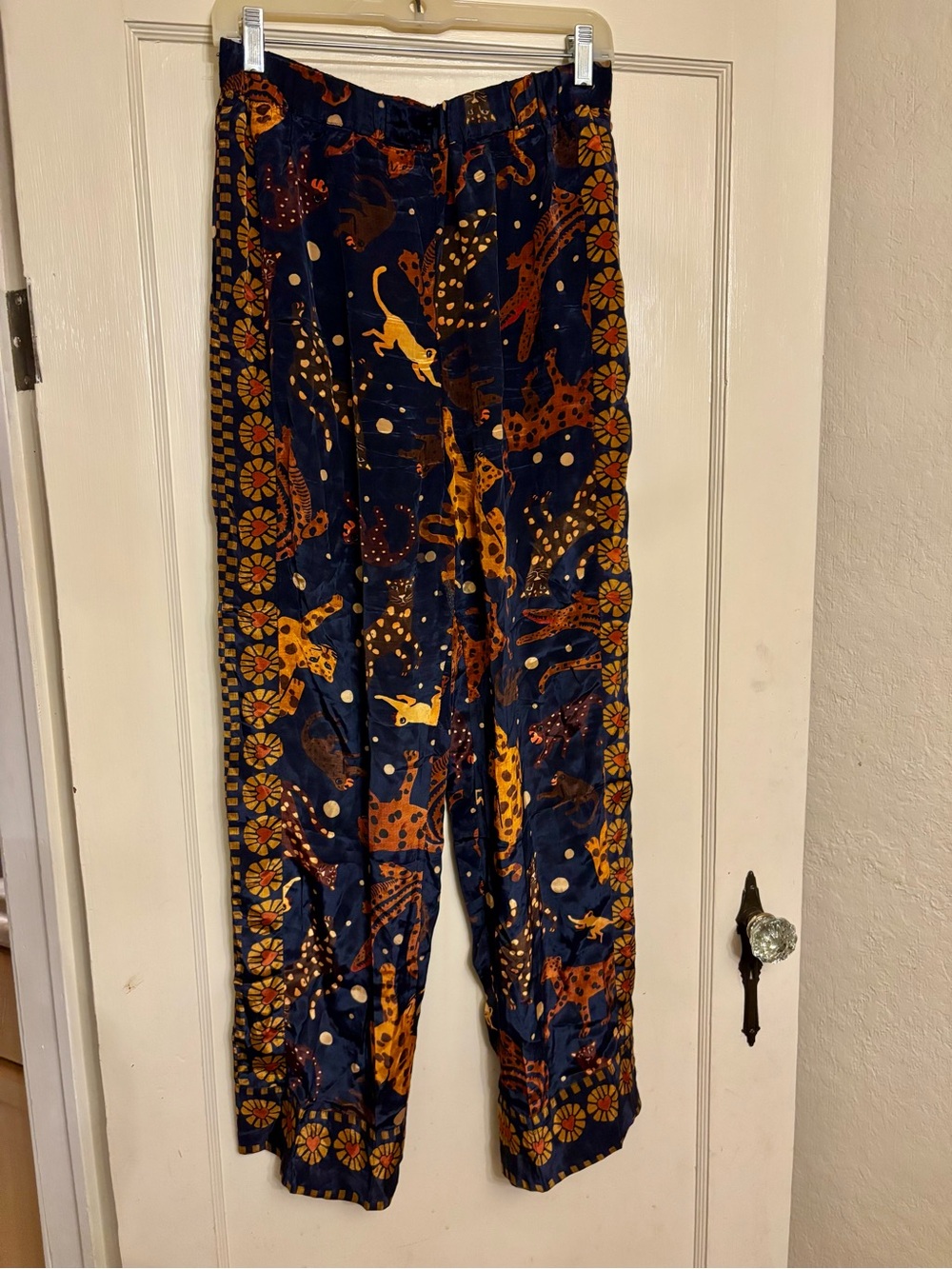 Farm Rio Animal Print Comfy Pant - Picture 3 of 4